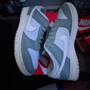 Nike Dunk Low ‘Mica Green’